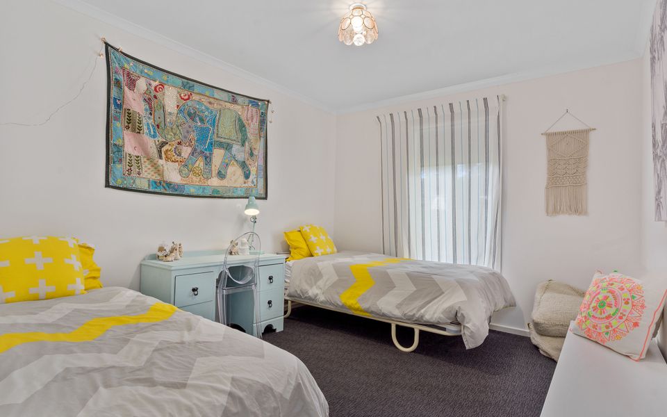 Decked Out @ Dolphin – 31 Dolphin Avenue