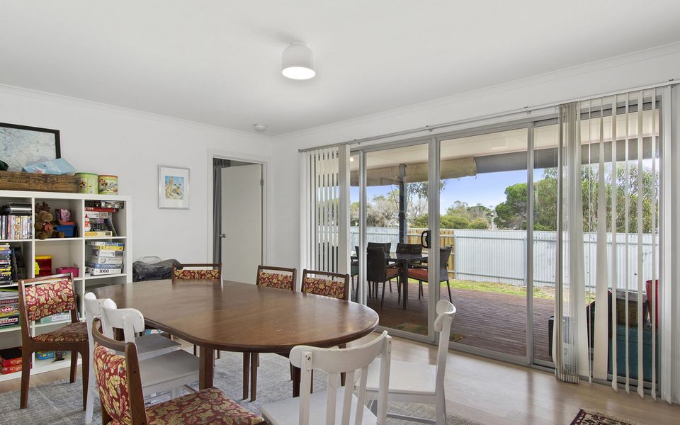 Beach Fun – 11 Broadbeach Drive