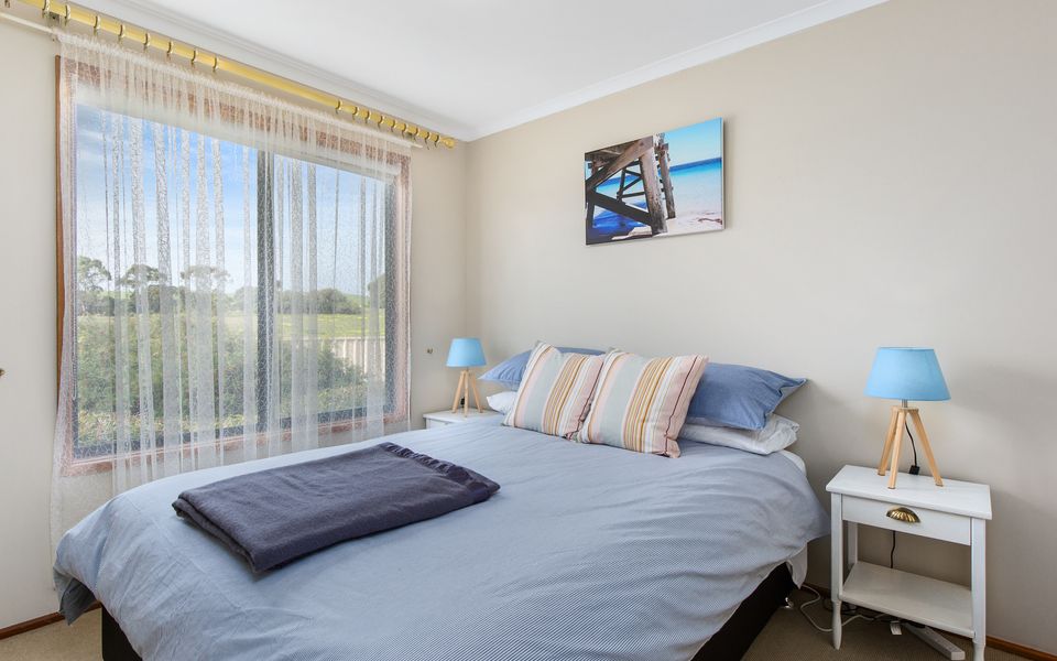 Ti Na Mara – 20 Resolute Avenue, Normanville
