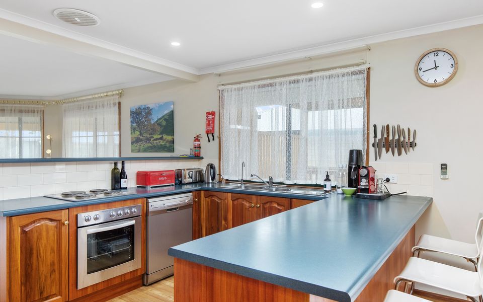 Ti Na Mara – 20 Resolute Avenue, Normanville