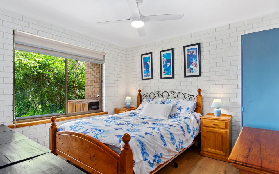 Coast and Country – 16 Riverview Drive, Carrickalinga