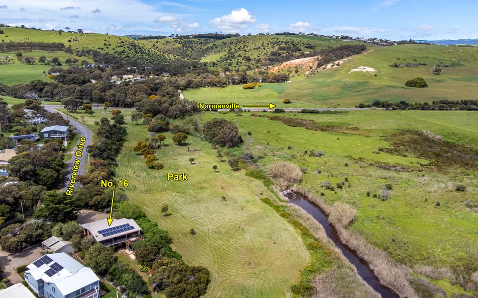 Coast and Country – 16 Riverview Drive, Carrickalinga