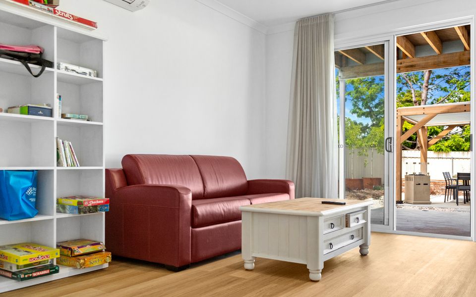 Sunset Strip – 22 Herbert Street, Normanville