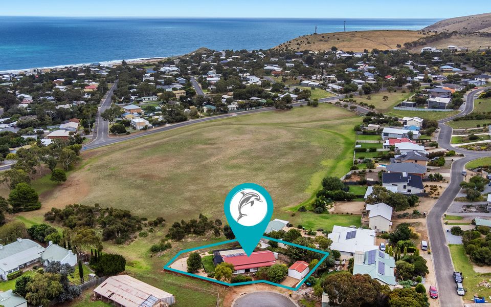 15 Dorset Court, Carrickalinga