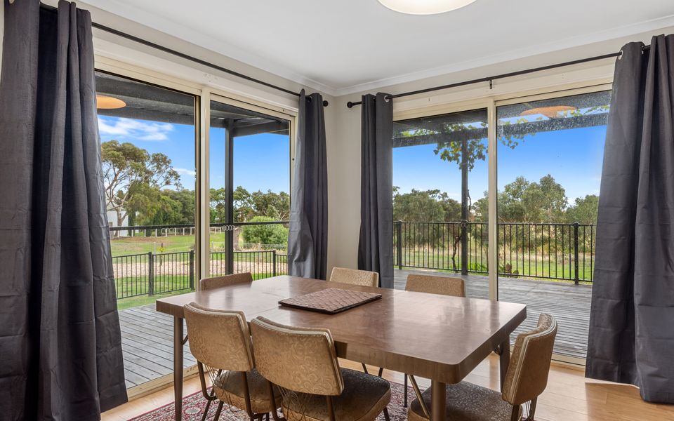 15 Dorset Court, Carrickalinga