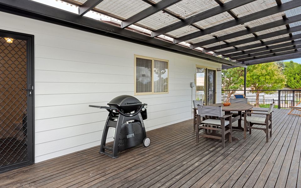 15 Dorset Court, Carrickalinga