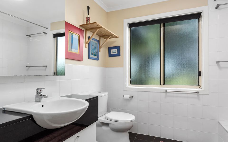 15 Dorset Court, Carrickalinga