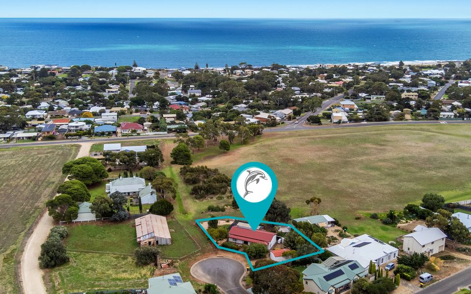 15 Dorset Court, Carrickalinga