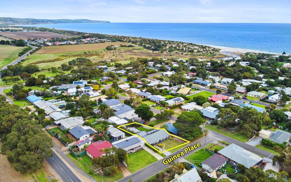 Sea Whisper – 6 Guinea Place