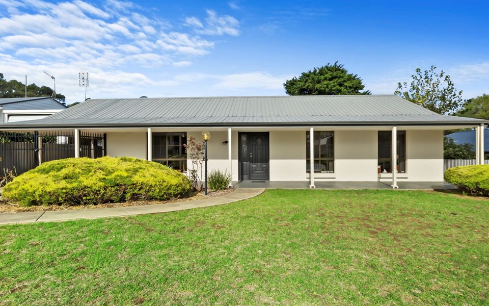 Sea Whisper – 6 Guinea Place