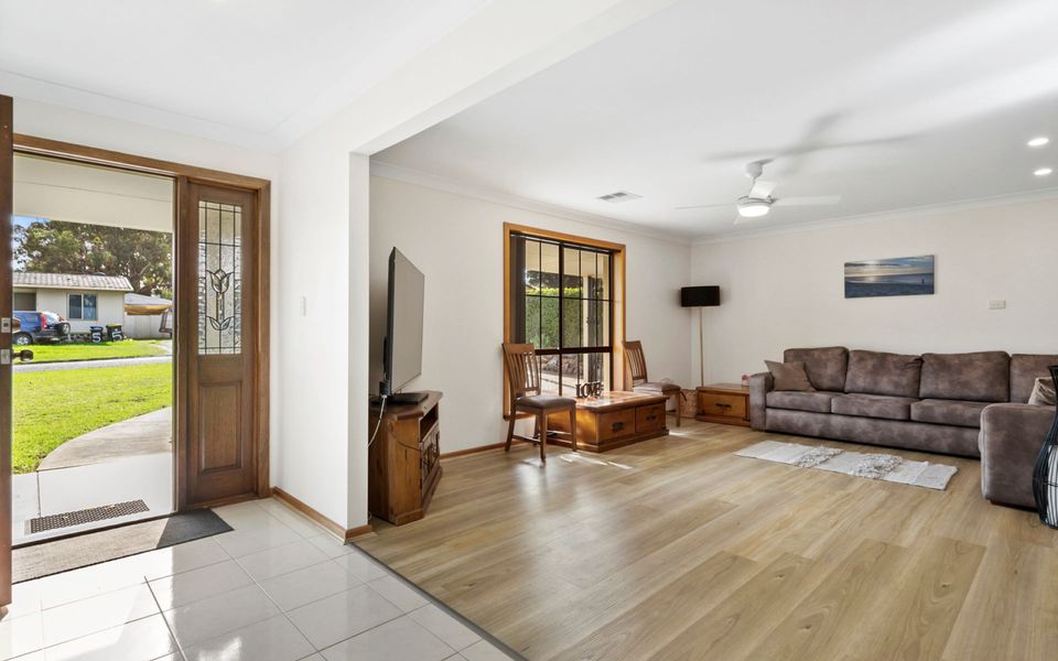 Sea Whisper – 6 Guinea Place