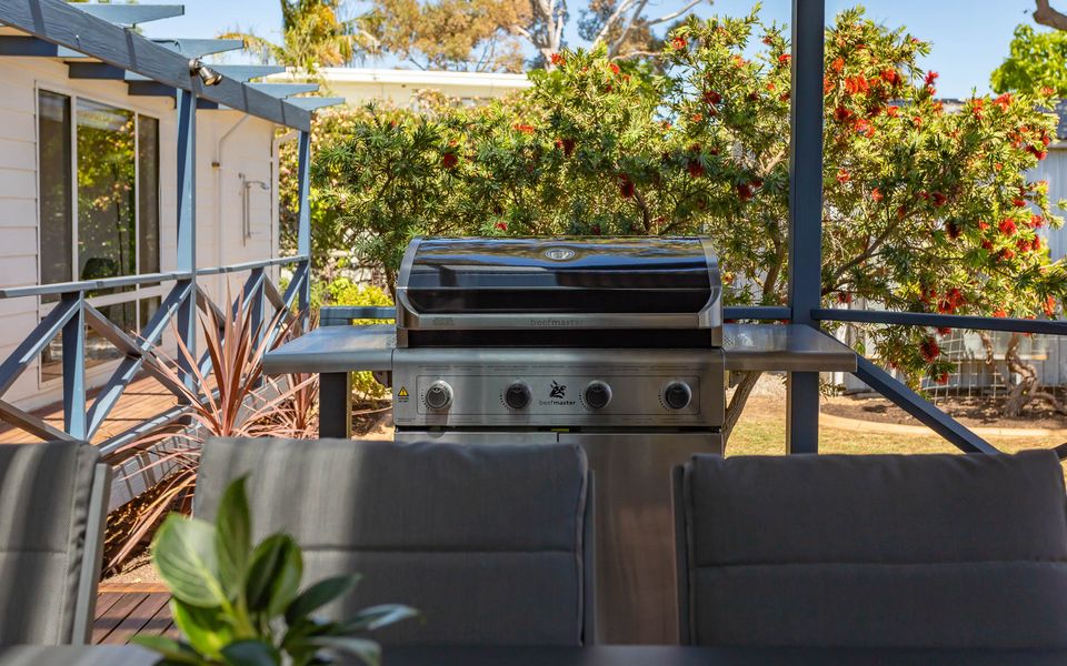 Deja Blue – 4 La Ronde