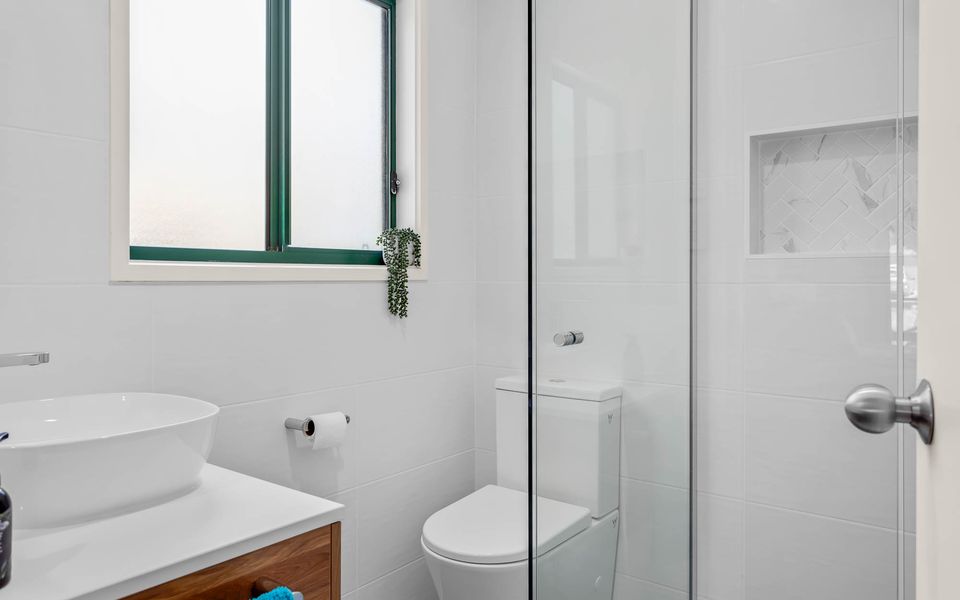 Deja Blue – 4 La Ronde