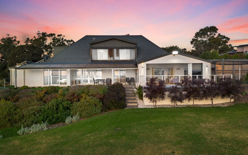 Gulf View Retreat – 11 Hewett Close