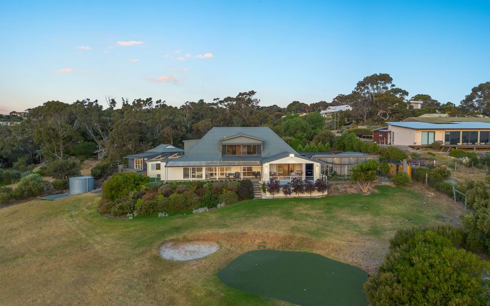 Gulf View Retreat – 11 Hewett Close