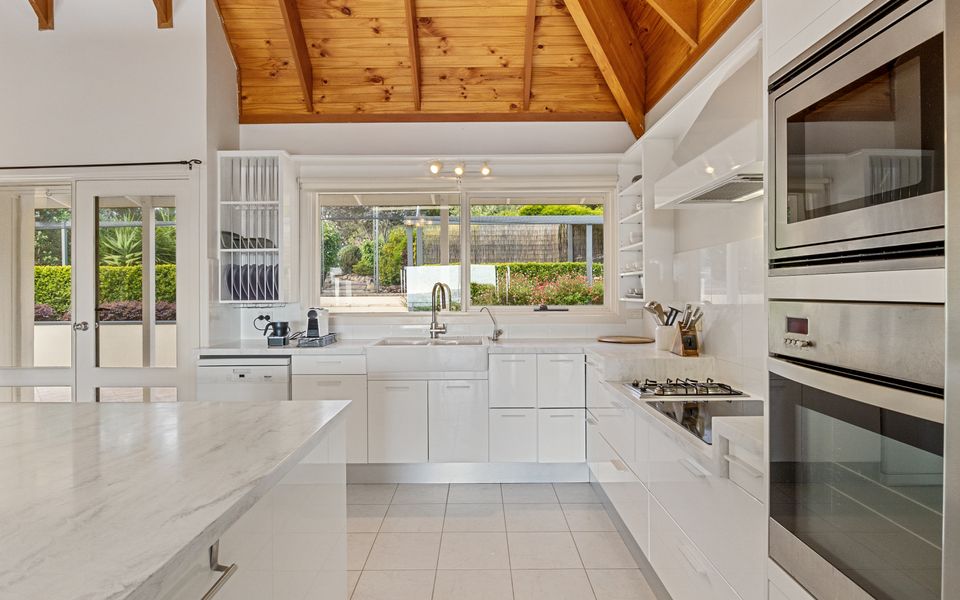 Gulf View Retreat – 11 Hewett Close