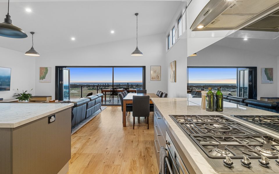 Bliss on Birkdale – 39A Birkdale Street, Normanville