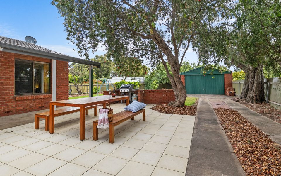 Lullune – 8 La Ronde, Carrickalinga