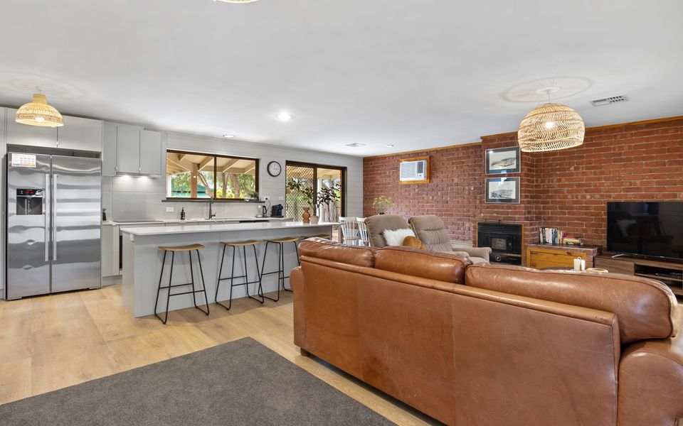 Lullune – 8 La Ronde, Carrickalinga