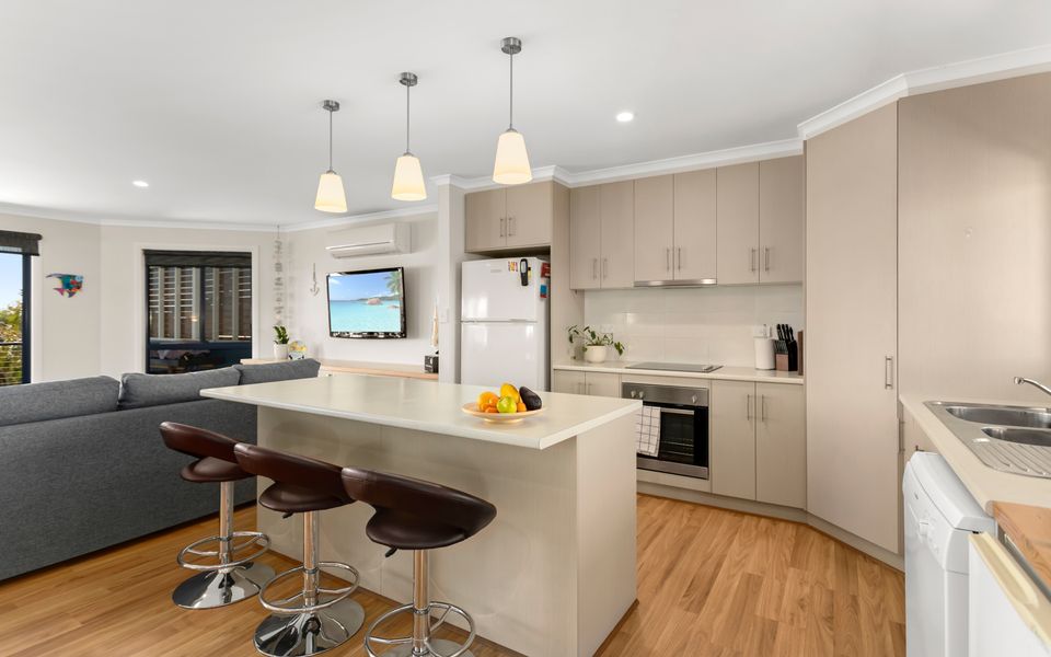 Lazy Days – 7 Nereus Drive