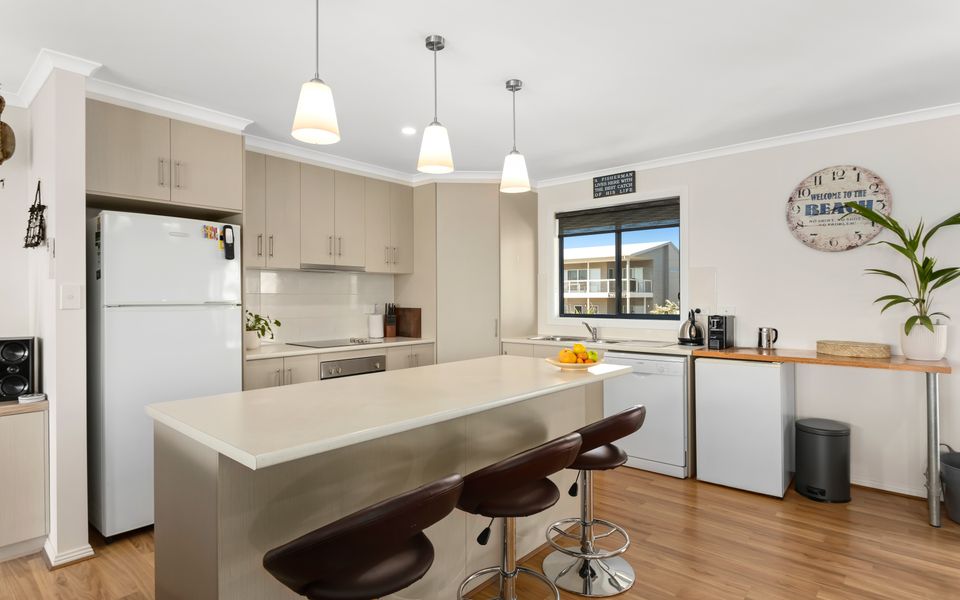 Lazy Days – 7 Nereus Drive