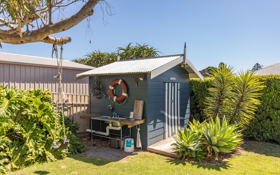 Lazy Days – 7 Nereus Drive