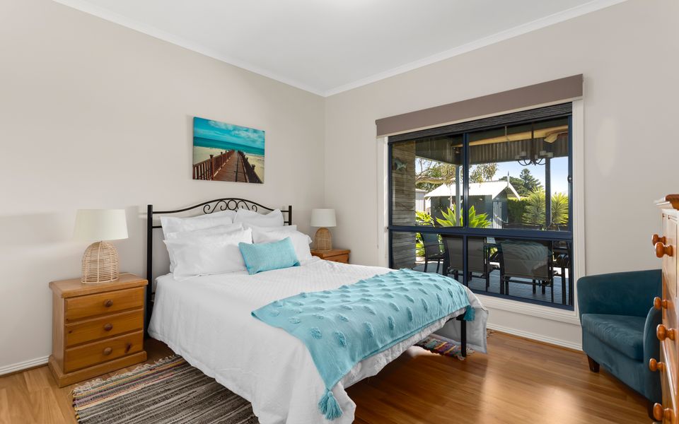 Lazy Days – 7 Nereus Drive