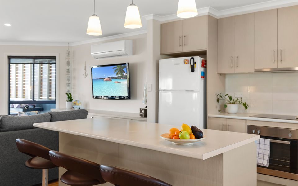 Lazy Days – 7 Nereus Drive