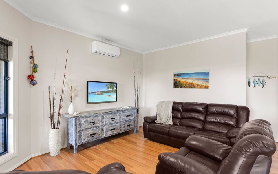 Lazy Days – 7 Nereus Drive