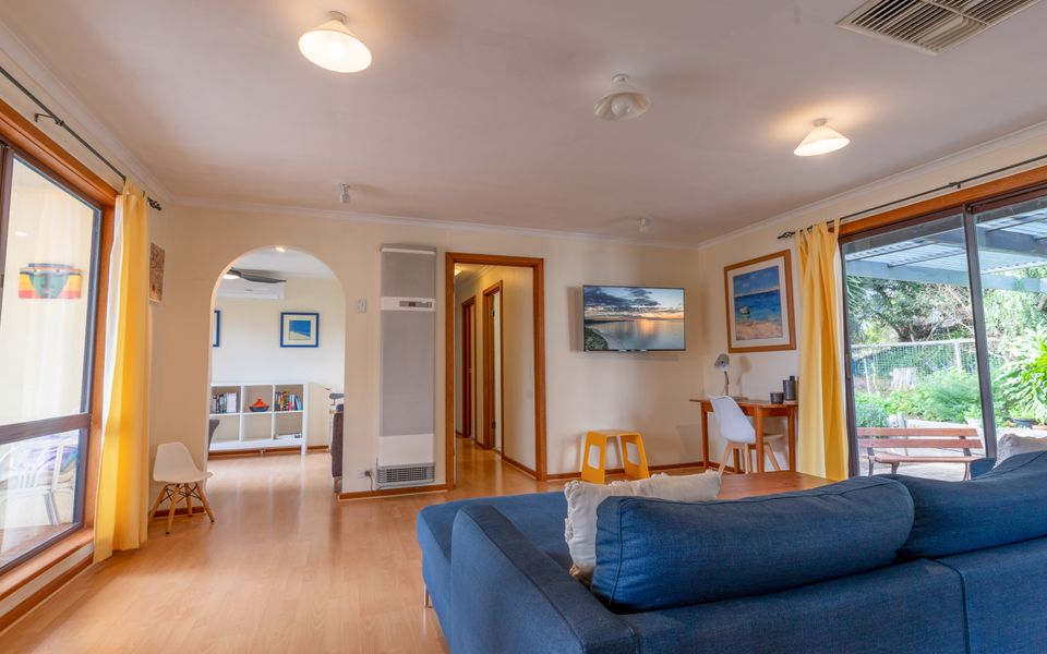 25 Elizabeth Crescent