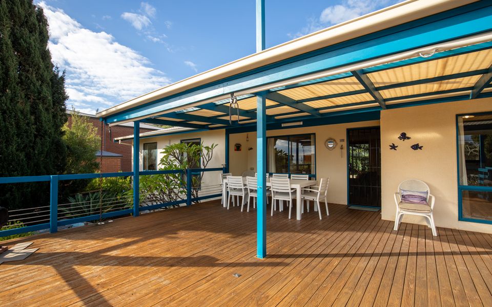 25 Elizabeth Crescent