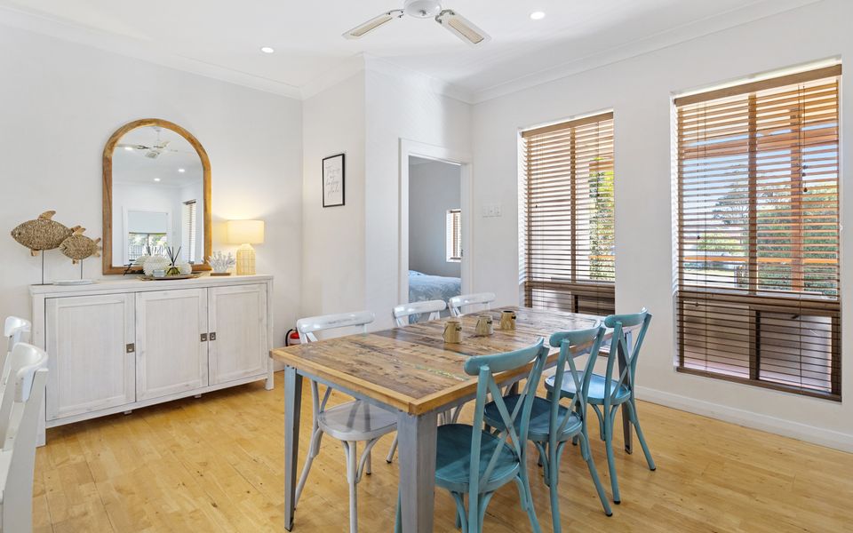 Family Tides – 52 La Ronde, Carrickalinga