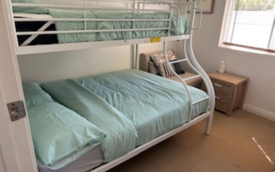 Family Tides – 52 La Ronde, Carrickalinga