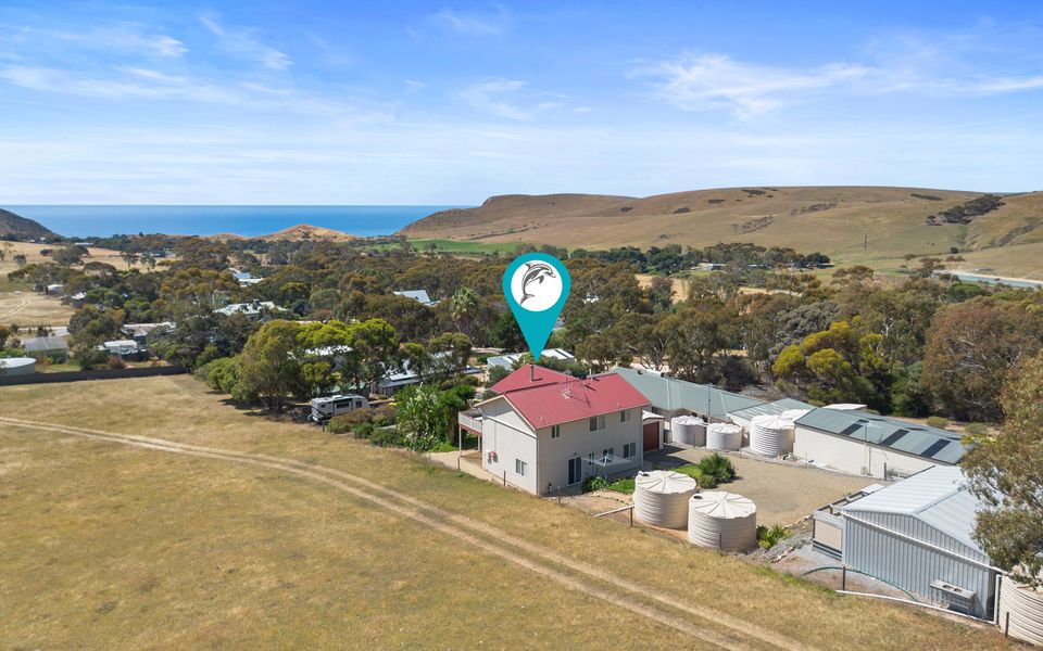 Valley Views – 11 Woodgate Road