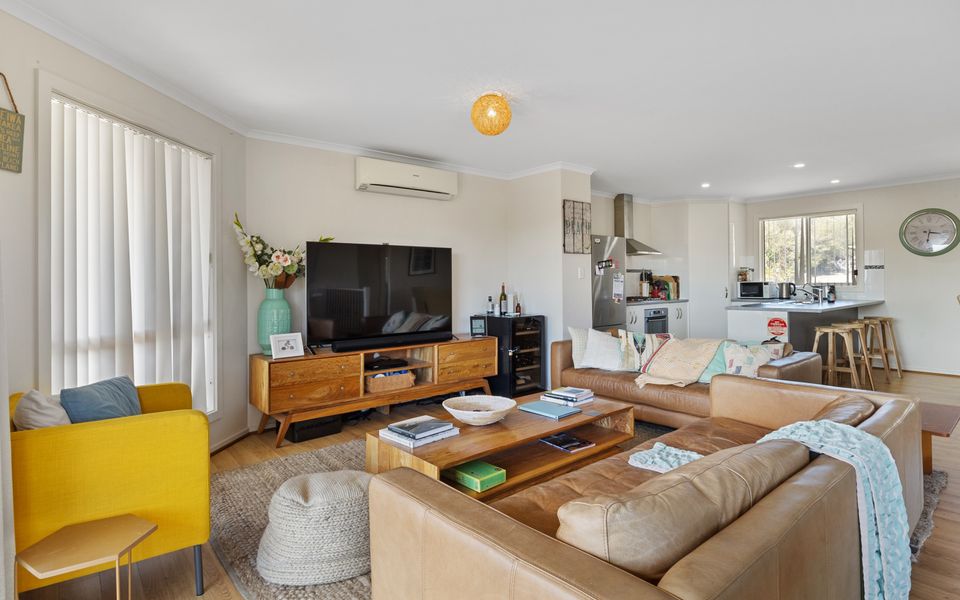 Valley Views – 11 Woodgate Road