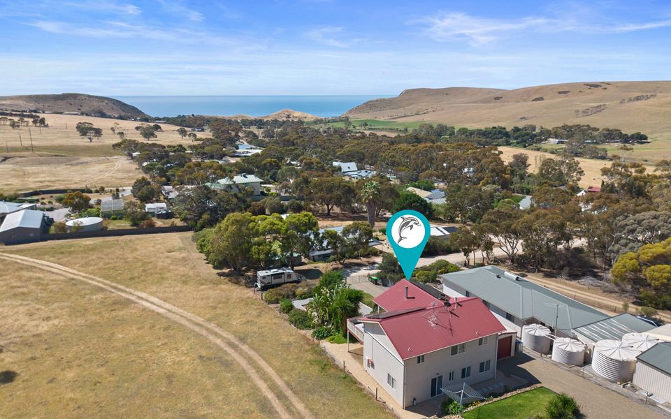Valley Views – 11 Woodgate Road