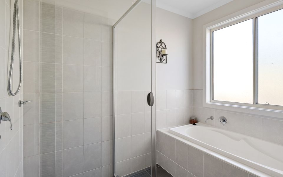 Valley Views – 11 Woodgate Road