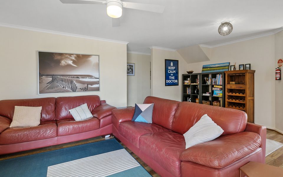 Valley Views – 11 Woodgate Road