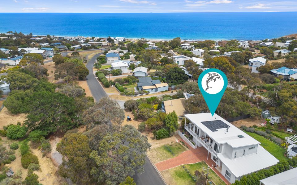 The White House – 6 Bennett Street