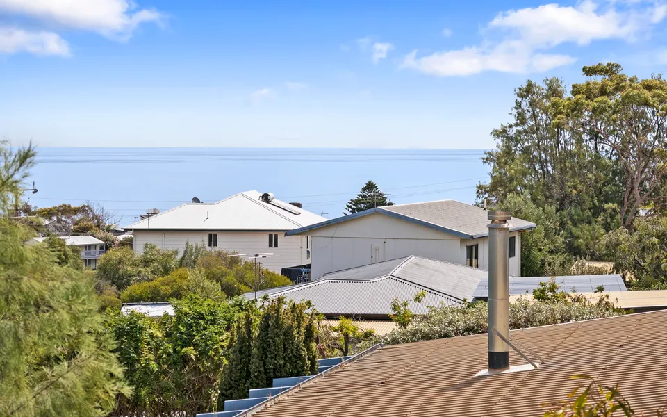 The White House – 6 Bennett Street