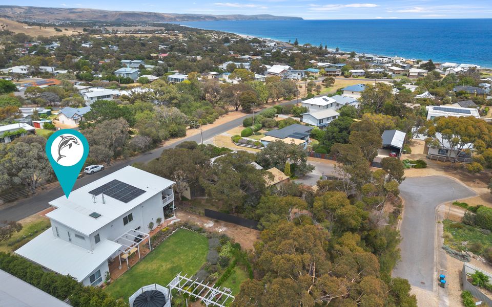 The White House – 6 Bennett Street