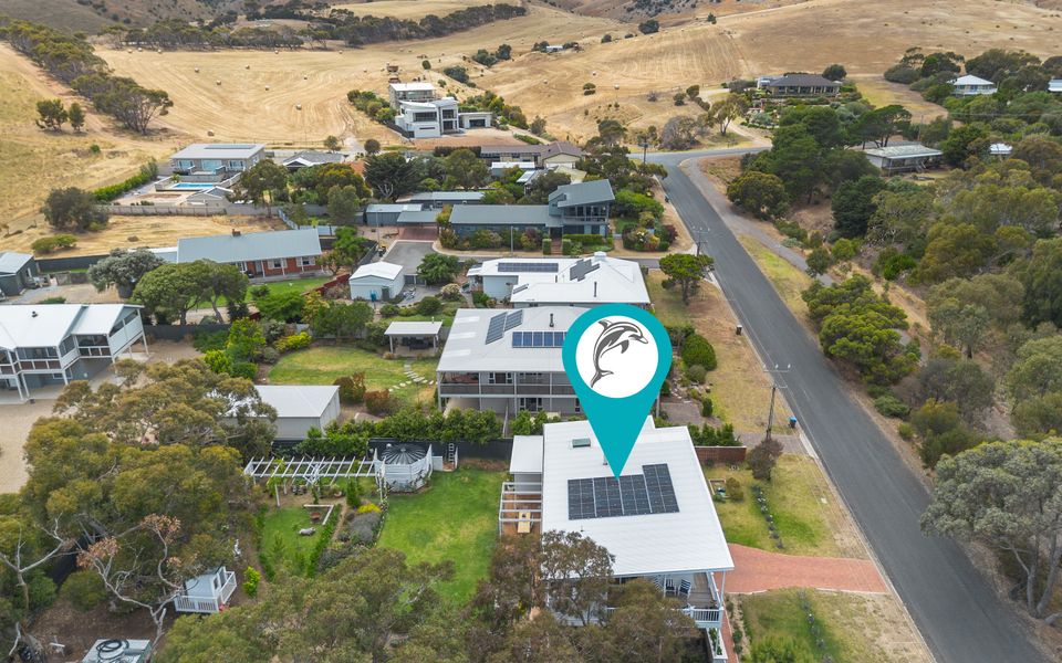 The White House – 6 Bennett Street