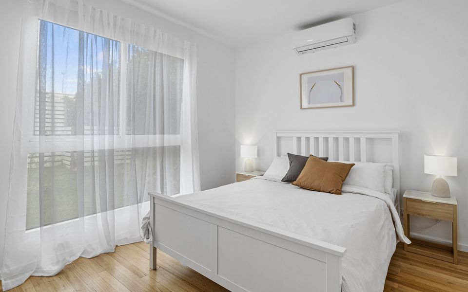 The White House – 6 Bennett Street