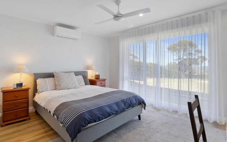 Norman Views – 20 Panorama Crescent