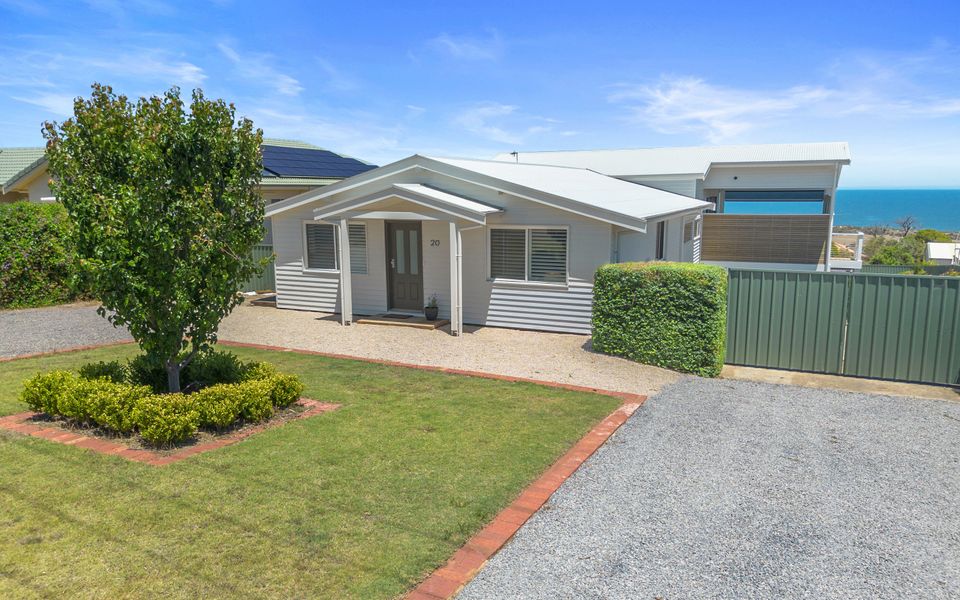 Norman Views – 20 Panorama Crescent