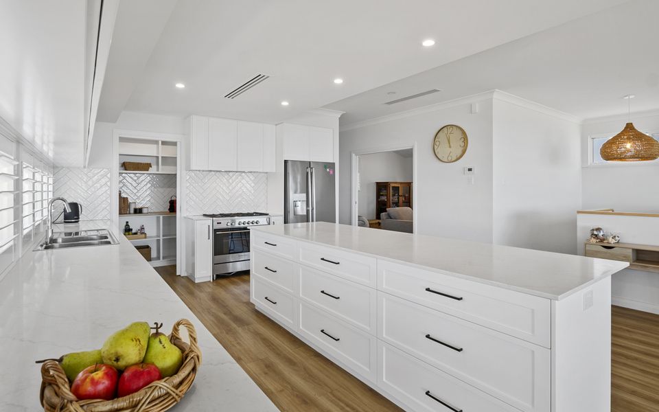 Norman Views – 20 Panorama Crescent