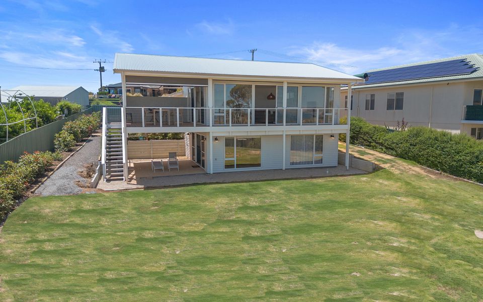 Norman Views – 20 Panorama Crescent
