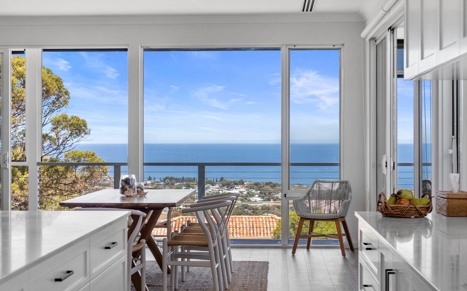 Norman Views – 20 Panorama Crescent