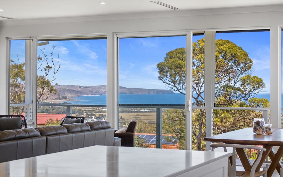 Norman Views – 20 Panorama Crescent