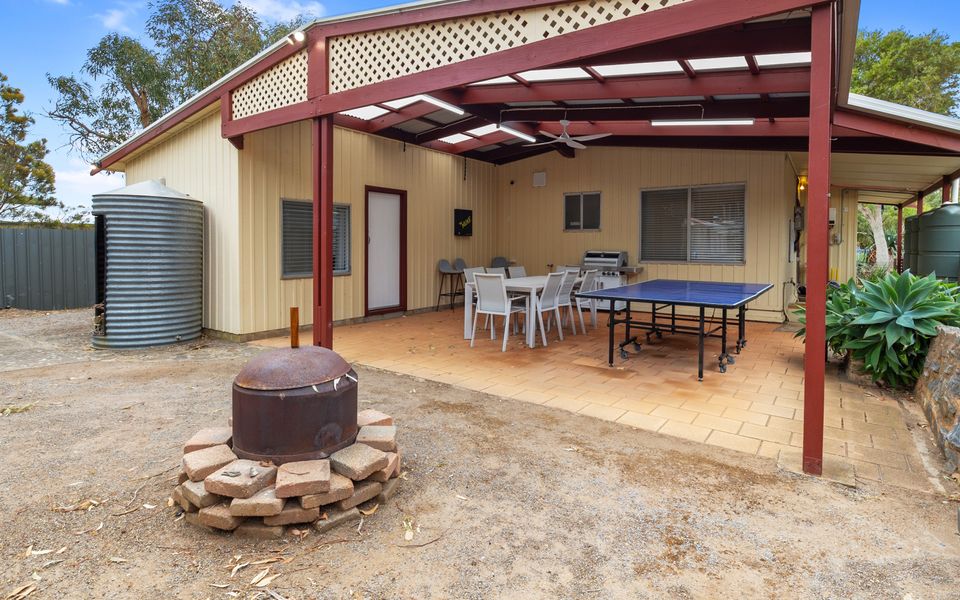 Grundy Getaway – 8 Grundy Street